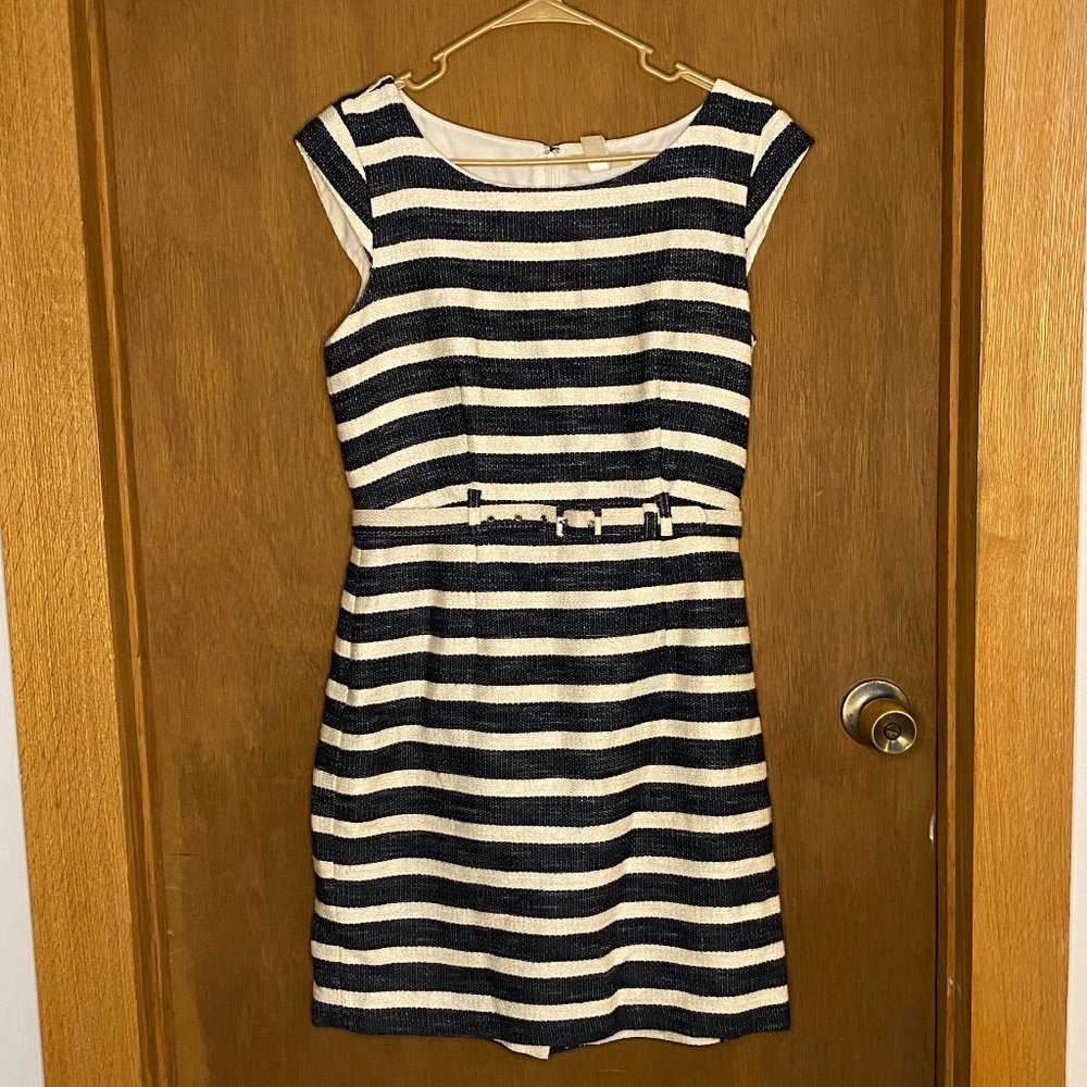 Never-worn, Banana Republic, belted sheath dress, white/navy (size 8)